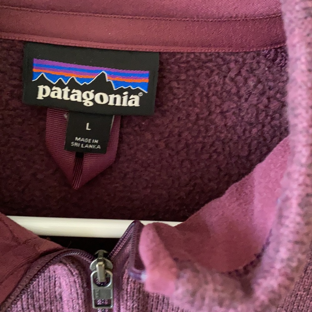 Patagonia fleece zip up - Picture 2 of 6